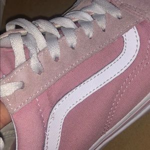 PINK VANS 7.5 WOMENS-6 MENS